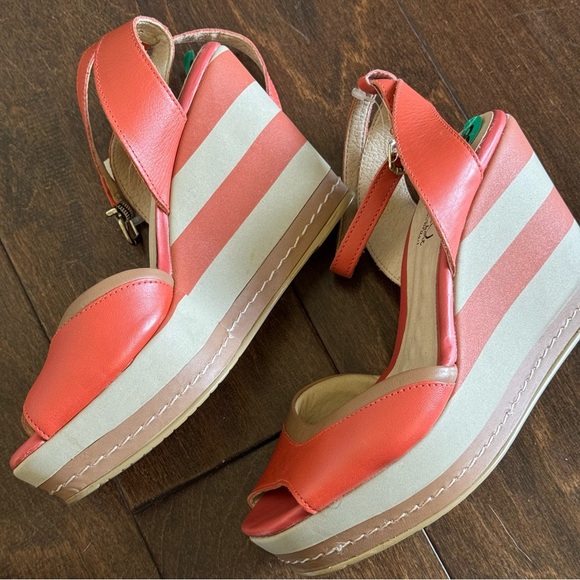 Malu Super Comfort Orange Striped Open Toe Ankle Strap Wedges Size 8 NWT - Picture 3 of 6